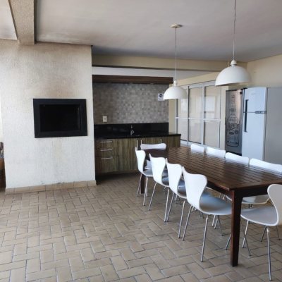 Apartamentos com 61m², 2 quartos, 1 garagem, no bairro Barreiros em São José