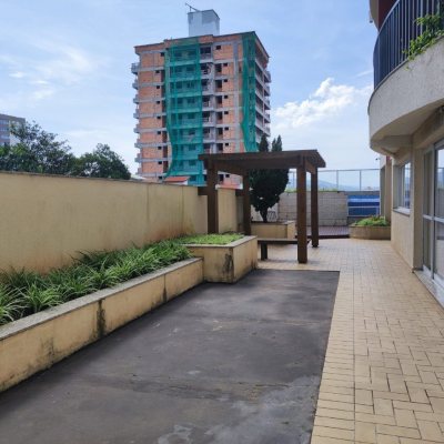 Apartamentos com 61m², 2 quartos, 1 garagem, no bairro Barreiros em São José