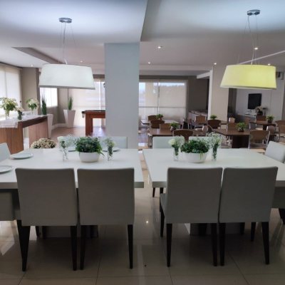 Apartamentos com 61m², 2 quartos, 1 garagem, no bairro Barreiros em São José