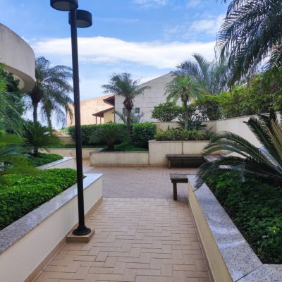 Apartamentos com 61m², 2 quartos, 1 garagem, no bairro Barreiros em São José