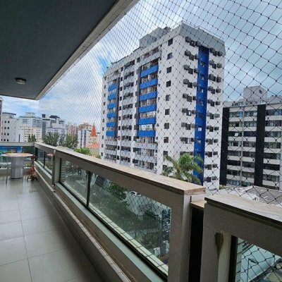 Apartamentos com 146m², 4 quartos (sendo 1 suíte), 2 garagens, no bairro Centro em Florianópolis