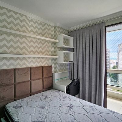 Apartamentos com 146m², 4 quartos (sendo 1 suíte), 2 garagens, no bairro Centro em Florianópolis