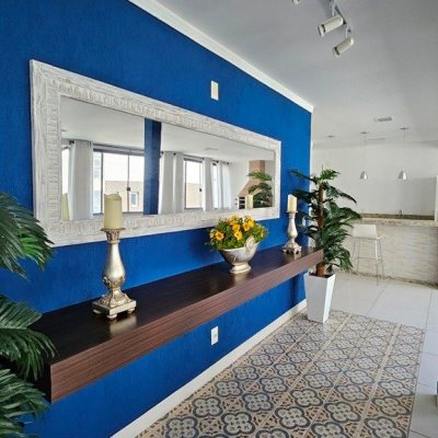Apartamentos com 146m², 4 quartos (sendo 1 suíte), 2 garagens, no bairro Centro em Florianópolis