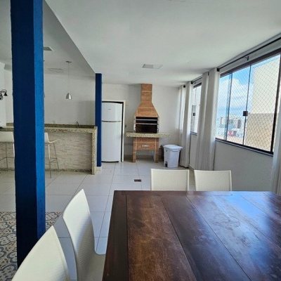 Apartamentos com 146m², 4 quartos (sendo 1 suíte), 2 garagens, no bairro Centro em Florianópolis