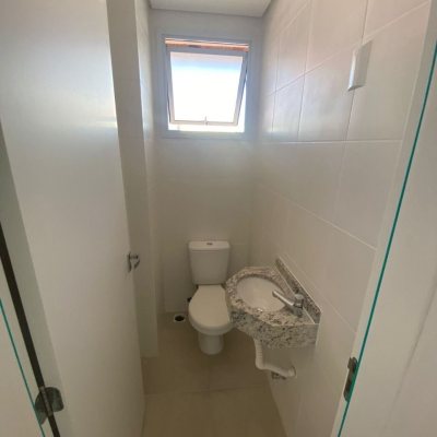 Cobertura com 114m², 2 quartos, 2 suítes, 2 garagens, no bairro Itacorubi em Florianópolis