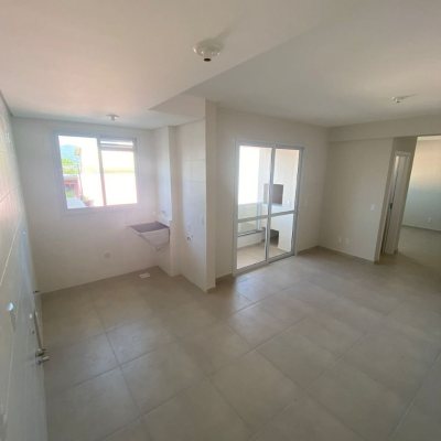 Cobertura com 114m², 2 quartos, 2 suítes, 2 garagens, no bairro Itacorubi em Florianópolis