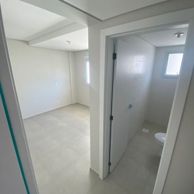 Cobertura com 114m², 2 quartos, 2 suítes, 2 garagens, no bairro Itacorubi em Florianópolis