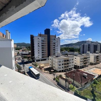Cobertura com 115m², 2 quartos, 2 suítes, 1 garagem, no bairro Itacorubi em Florianópolis