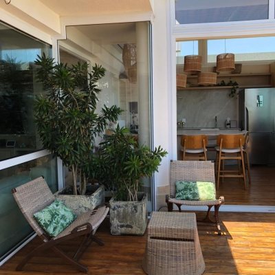 Cobertura com 350m², 6 quartos, 6 suítes, 2 garagens, no bairro Campeche em Florianópolis