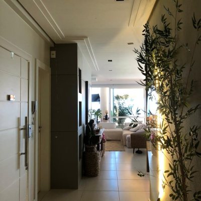 Cobertura com 350m², 6 quartos, 6 suítes, 2 garagens, no bairro Campeche em Florianópolis