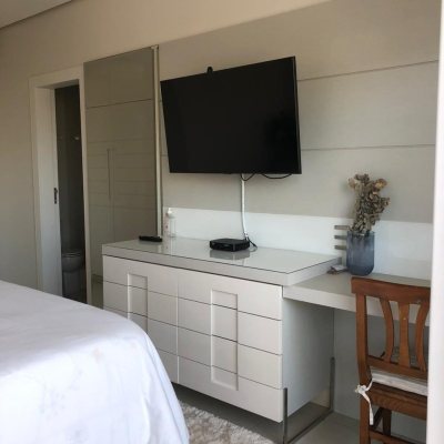 Cobertura com 350m², 6 quartos, 6 suítes, 2 garagens, no bairro Campeche em Florianópolis