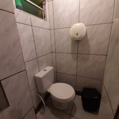 Casa Residencial/Comercial com 325m², 3 garagens, no bairro MORRO DAS PEDRAS em Florianópolis