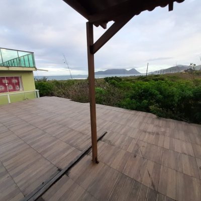 Casa Residencial/Comercial com 325m², 3 garagens, no bairro MORRO DAS PEDRAS em Florianópolis