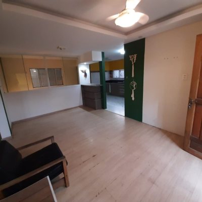 Casa Residencial/Comercial com 325m², 3 garagens, no bairro MORRO DAS PEDRAS em Florianópolis