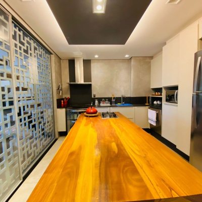 Casa em Condomínio com 175m², 3 quartos, 3 suítes, 3 garagens, no bairro Lagoa Da Conceição em Florianópolis