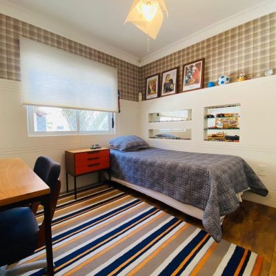 Casa em Condomínio com 175m², 3 quartos, 3 suítes, 3 garagens, no bairro Lagoa Da Conceição em Florianópolis