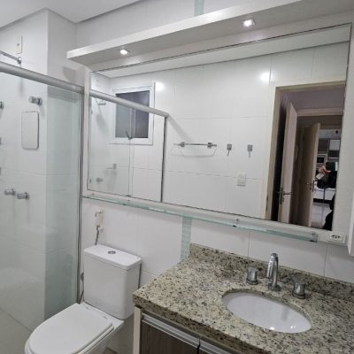 Apartamentos com 75m², 2 quartos, 1 suíte, 1 garagem, no bairro João Paulo em Florianópolis