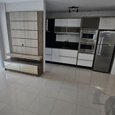 Apartamentos com 75m², 2 quartos, 1 suíte, 1 garagem, no bairro João Paulo em Florianópolis