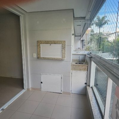 Apartamentos com 75m², 2 quartos, 1 suíte, 1 garagem, no bairro João Paulo em Florianópolis