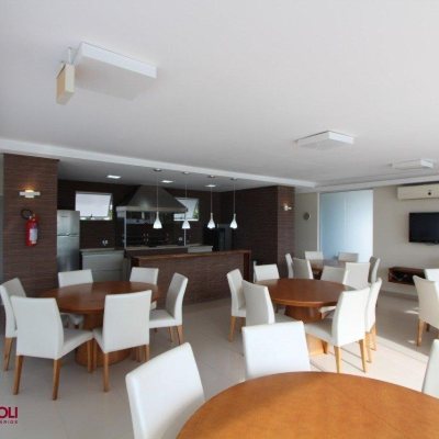 Apartamentos com 75m², 2 quartos, 1 suíte, 1 garagem, no bairro João Paulo em Florianópolis