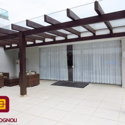 Apartamentos com 75m², 2 quartos, 1 suíte, 1 garagem, no bairro João Paulo em Florianópolis