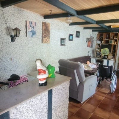 Casa Residencial com 214m², 4 quartos, 1 suíte, 3 garagens, no bairro Balneário em Florianópolis