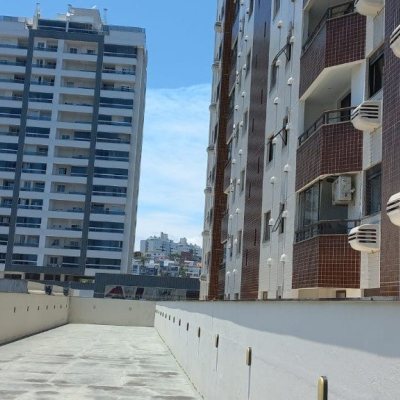 Apartamentos com 151m², 3 quartos, 1 suíte, 1 garagem, no bairro Estreito em Florianópolis