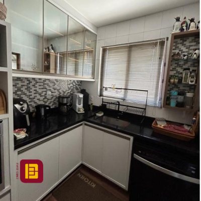 Apartamentos com 151m², 3 quartos, 1 suíte, 1 garagem, no bairro Estreito em Florianópolis