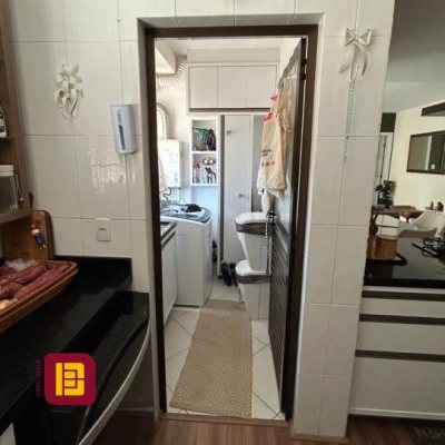 Apartamentos com 151m², 3 quartos, 1 suíte, 1 garagem, no bairro Estreito em Florianópolis