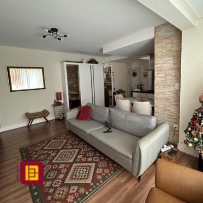 Apartamentos com 151m², 3 quartos, 1 suíte, 1 garagem, no bairro Estreito em Florianópolis