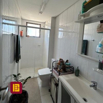 Apartamentos com 151m², 3 quartos, 1 suíte, 1 garagem, no bairro Estreito em Florianópolis