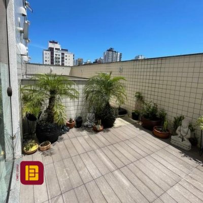 Apartamentos com 151m², 3 quartos, 1 suíte, 1 garagem, no bairro Estreito em Florianópolis