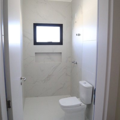 Casa Residencial com 142m², 3 quartos, 1 suíte, 2 garagens, no bairro Campeche II em Florianópolis