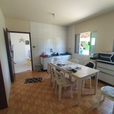Casa Residencial com 117m², 3 quartos, 3 garagens, no bairro Campeche em Florianópolis