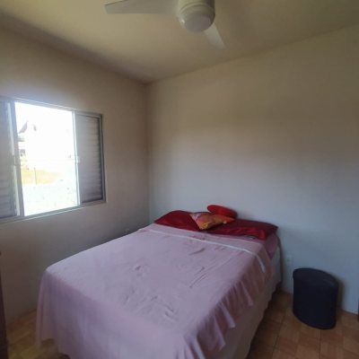 Casa Residencial com 117m², 3 quartos, 3 garagens, no bairro Campeche em Florianópolis