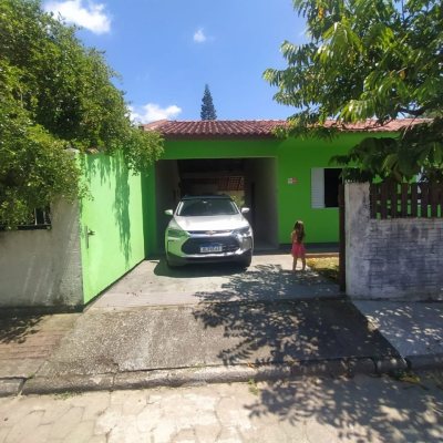 Casa Residencial com 117m², 3 quartos, 3 garagens, no bairro Campeche em Florianópolis