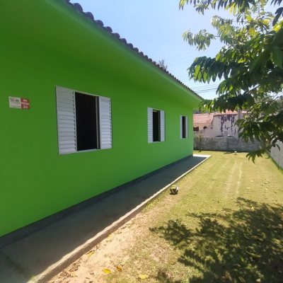 Casa Residencial com 117m², 3 quartos, 3 garagens, no bairro Campeche em Florianópolis