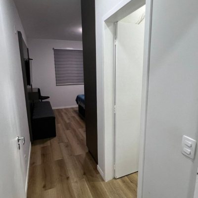 Casa Residencial com 200m², 3 quartos, 2 suítes, 6 garagens, no bairro Serraria em São José