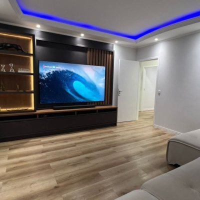 Casa Residencial com 200m², 3 quartos, 2 suítes, 6 garagens, no bairro Serraria em São José