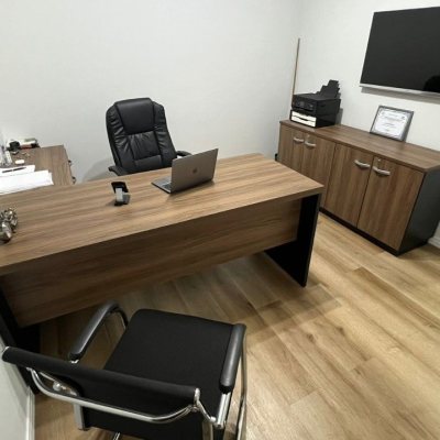 Casa Residencial com 200m², 3 quartos, 2 suítes, 6 garagens, no bairro Serraria em São José