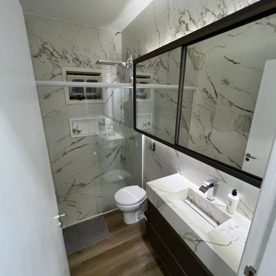 Casa Residencial com 200m², 3 quartos, 2 suítes, 6 garagens, no bairro Serraria em São José