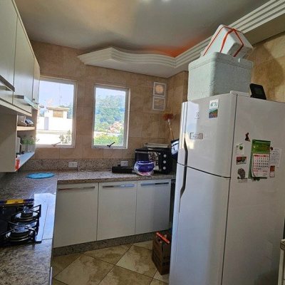 Cobertura com 182m², 3 quartos, 2 suítes, 2 garagens, no bairro Córrego Grande em Florianópolis