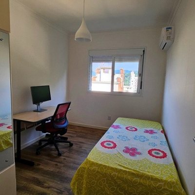 Cobertura com 182m², 3 quartos, 2 suítes, 2 garagens, no bairro Córrego Grande em Florianópolis