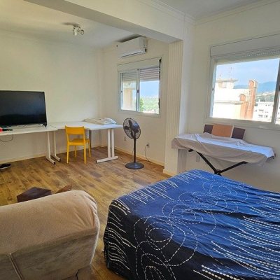 Cobertura com 182m², 3 quartos, 2 suítes, 2 garagens, no bairro Córrego Grande em Florianópolis