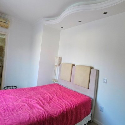 Cobertura com 182m², 3 quartos, 2 suítes, 2 garagens, no bairro Córrego Grande em Florianópolis