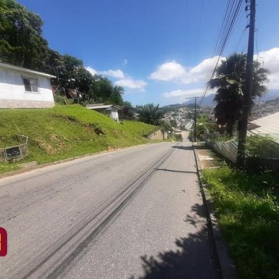 Terrenos Residenciais com 396m², no bairro Forquilhas em São José