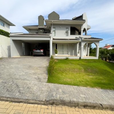 Casa em Condomínio com 295m², 4 quartos, 3 suítes, 2 garagens, no bairro Santo Antônio De Lisboa em Florianópolis