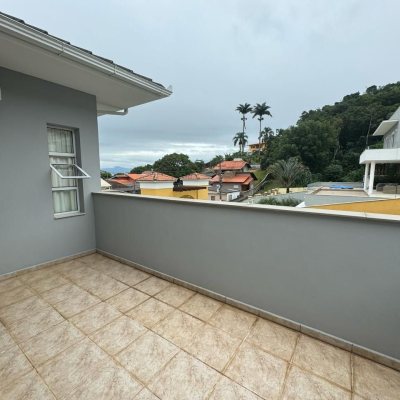 Casa em Condomínio com 295m², 4 quartos, 3 suítes, 2 garagens, no bairro Santo Antônio De Lisboa em Florianópolis