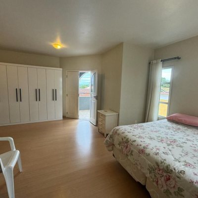 Casa em Condomínio com 295m², 4 quartos, 3 suítes, 2 garagens, no bairro Santo Antônio De Lisboa em Florianópolis