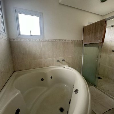 Casa em Condomínio com 295m², 4 quartos, 3 suítes, 2 garagens, no bairro Santo Antônio De Lisboa em Florianópolis